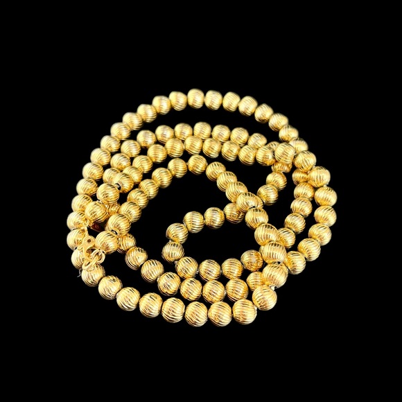 Vintage Monet Gold Plated Textured Bead Necklace 1950s 26 inch 5mm Beads - Picture 10 of 11
